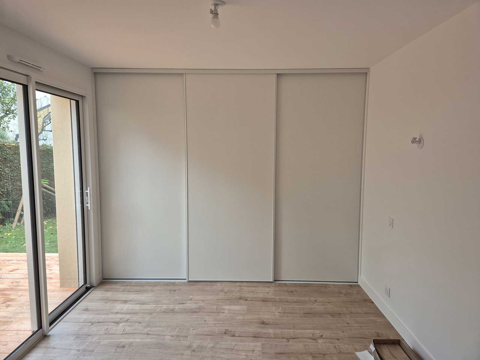 dressing-creation-porte-sur-mesure